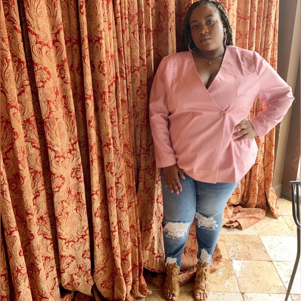 Pink and white striped double breasted blazer🩷